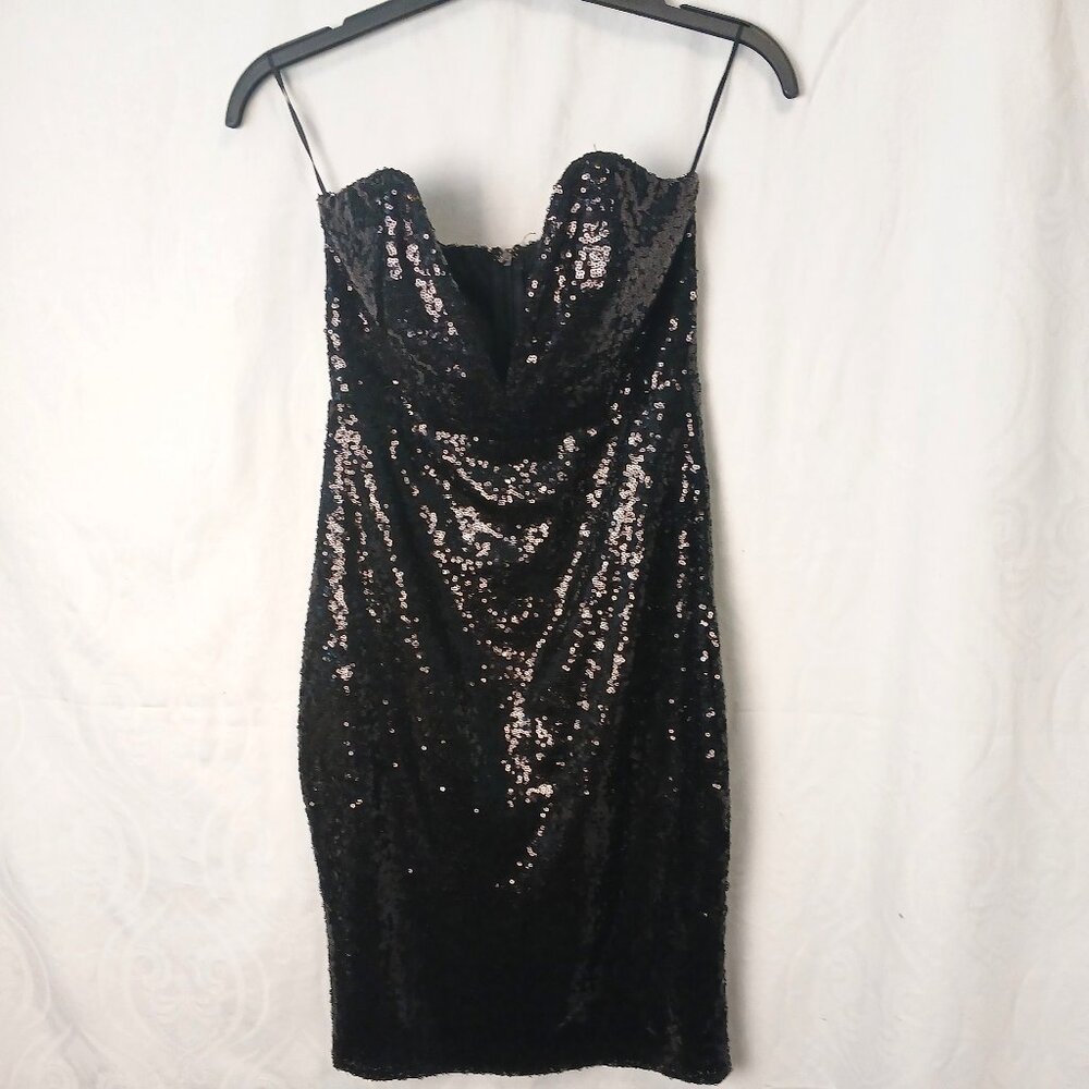 Black Sequin Mini-Dress w Stiff V-Neck Front